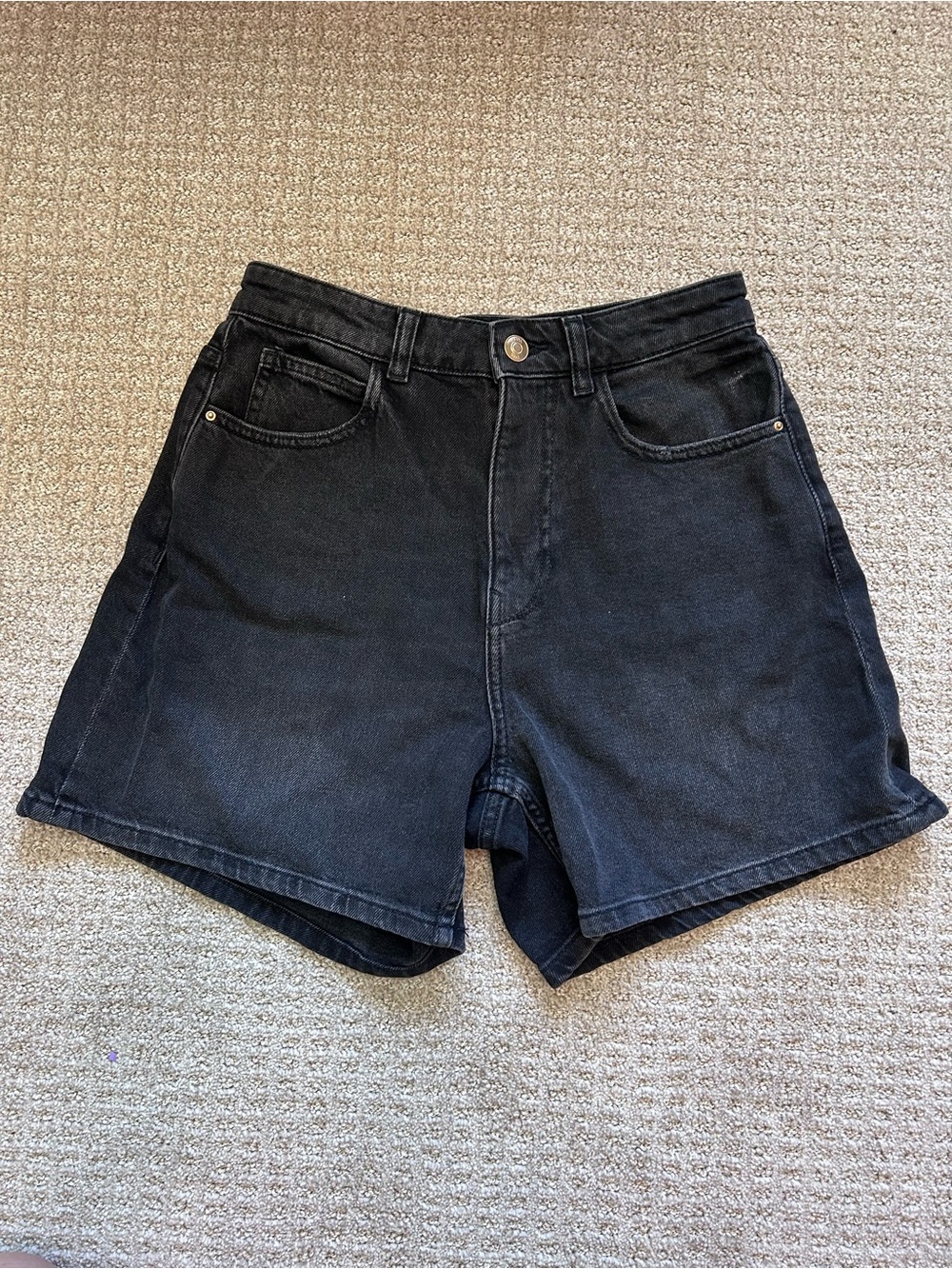 ZARA Black Denim High Waisted Short Size 4